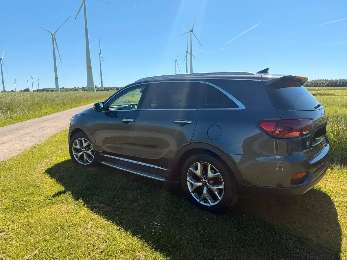 Gebraucht Kia Sorento 200 PS (147 kW) 2018 Grau SUV