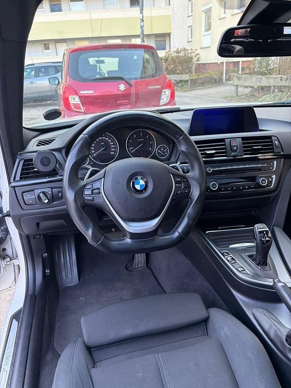 Gebraucht BMW 320 184 PS (135 kW) 2014 Weiß Kombi