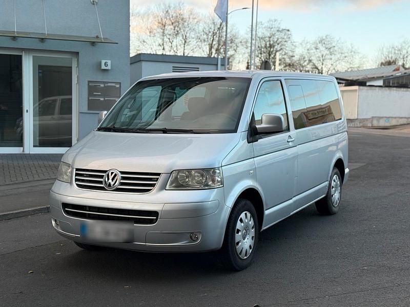 Silber Gebraucht 2006 VW Caravelle Van / Kleinbus | 6.500 € (Guter Preis) - Bild 1/4