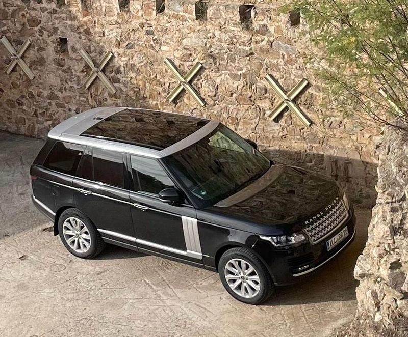 Gebraucht Land Rover Range Rover Vogue 340 PS (250 kW) 2014 Schwarz SUV