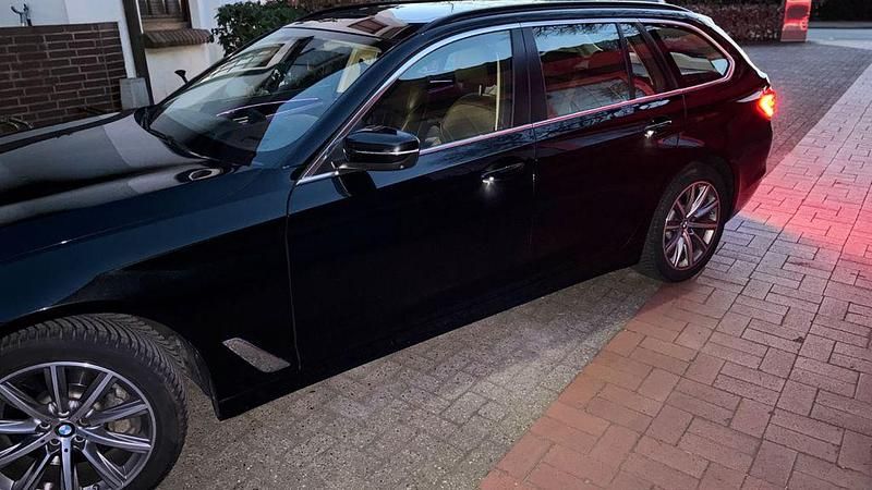 Gebraucht BMW 525 231 PS (169 kW) 2018 Schwarz Kombi