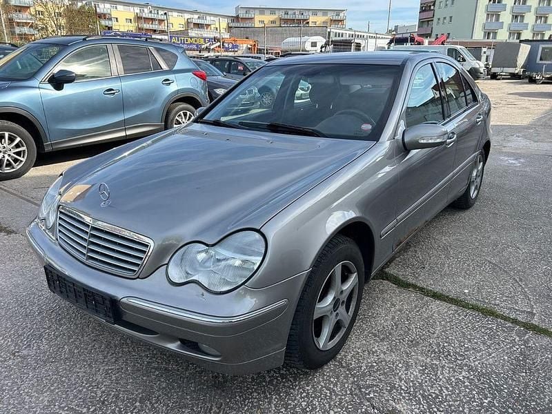 Gebraucht Mercedes C180 Elegance 143 PS (105 kW) 2003 Grau Limousine