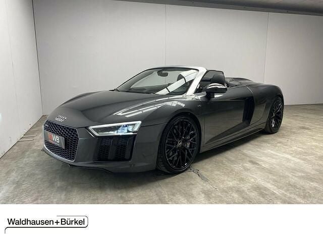 Gebraucht Audi R8 Spyder Design 540 PS (397 kW) 2017 Daytonagrau perleffekt Cabrio