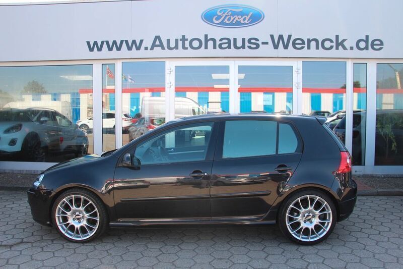 Schwarz Gebraucht 2004 VW Golf V Sportline Limousine | 5.970 € (Teuer) - Bild 1/2