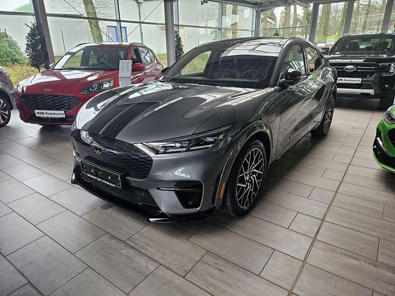 Grau Gebraucht 2024 Ford Mustang Mach-E GT SUV | 47.990 € (Superpreis) - Bild 1/4