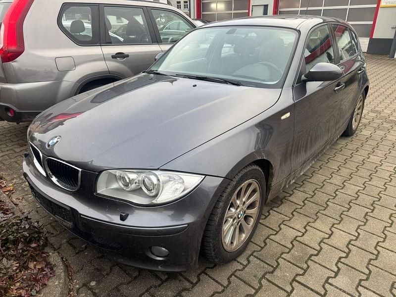 Grau Gebraucht 2004 BMW 116 Advantage Kleinwagen | 1.199 € (Superpreis) - Bild 1/4