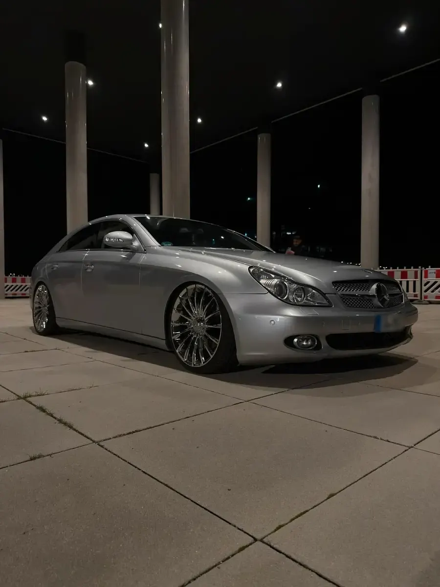 Gebraucht Mercedes CLS350 272 PS (200 kW) 2005 Silber Coupé