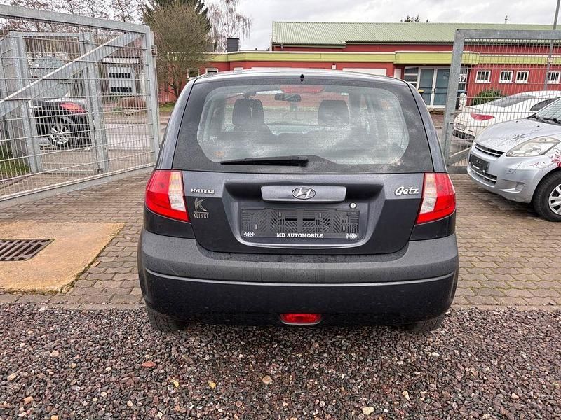 Gebraucht Hyundai Getz Basis 67 PS (49 kW) 2005 Grau Kleinwagen