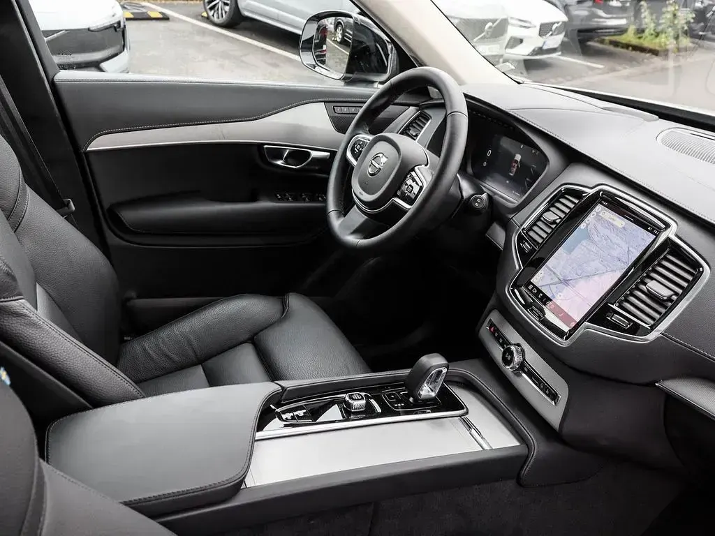 Second-hand Volvo XC90 Ultra 455 CP (334 kW) 2024 Alb SUV