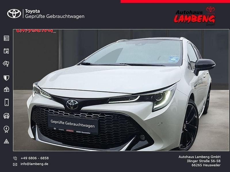 Platinumweiß perleffekt Gebraucht 2021 Toyota Corolla Sport Kombi | 26.990 € (Fairer Preis) - Bild 1/4