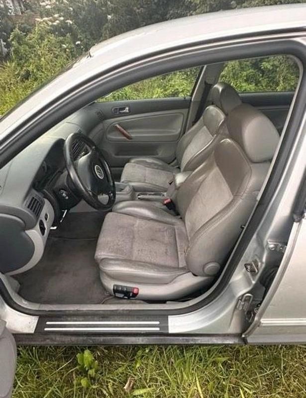 Usata VW Passat 2004 Argento Berlina