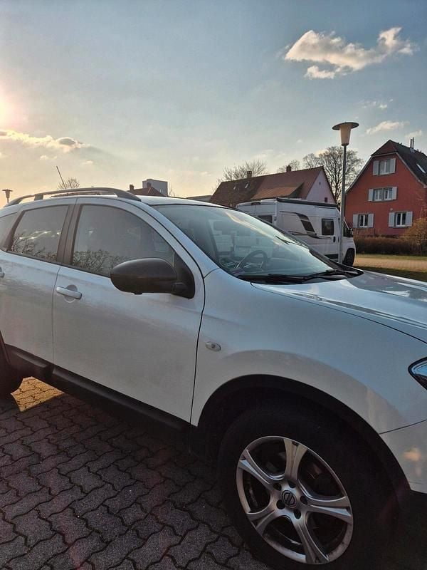 Gebraucht Nissan Qashqai 150 PS (110 kW) 2013 Weiß SUV