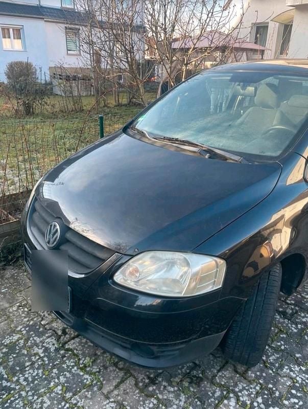 Gebraucht VW Fox 54 PS (39 kW) 2009 Schwarz Kleinwagen