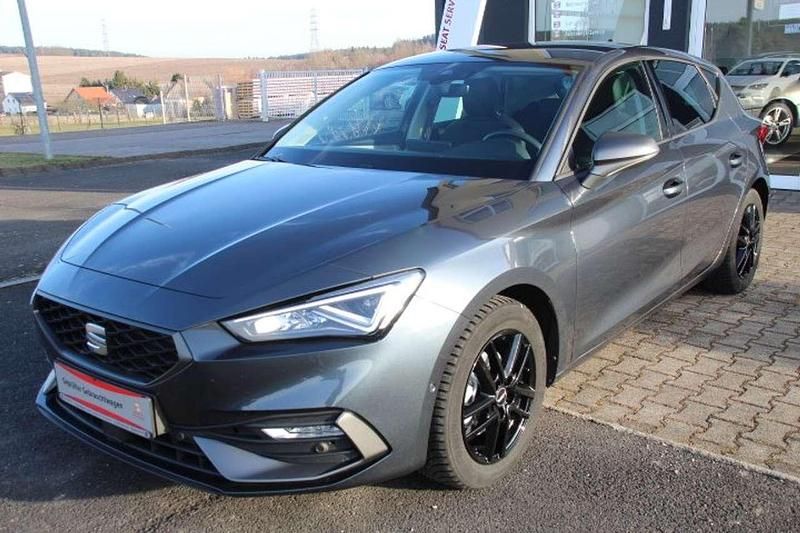 Gebraucht Seat Leon FR 150 PS (110 kW) 2021 Magneticgraumetallic Limousine