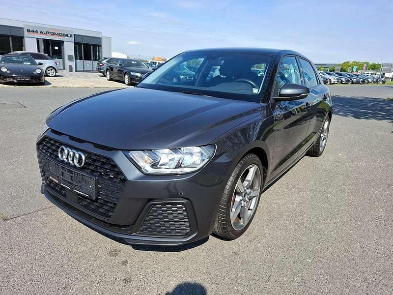 Second-hand Audi A1 Advanced 150 CP (110 kW) 2019 Gri SUV