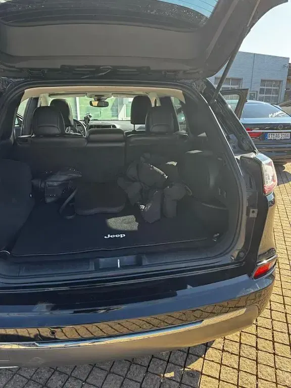 Gebraucht Jeep Cherokee 194 PS (142 kW) 2019 Schwarz SUV