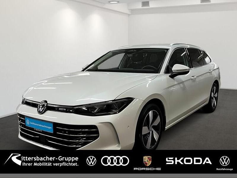 Gebraucht VW Passat Elegance 150 PS (110 kW) 2025 Weiß Kombi