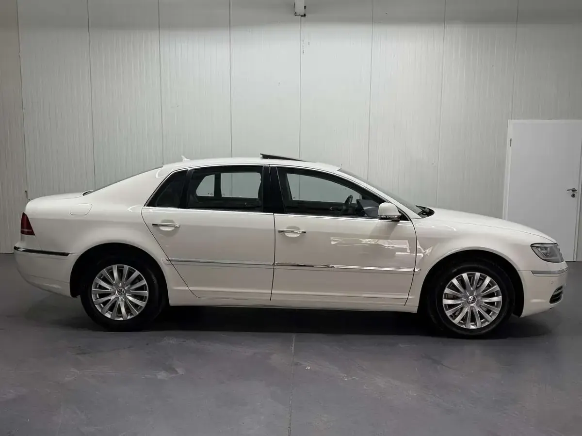 Gebraucht VW Phaeton R 240 PS (176 kW) 2012 Weiß Limousine
