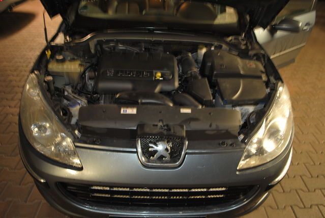 Gebraucht Peugeot 407 Tendance 185 PS (136 kW) 2004 Grau metallic Limousine