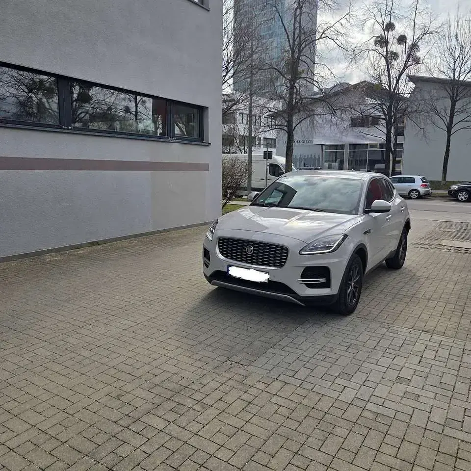 Usata Jaguar E-Pace 163 CV (119 kW) 2022 SUV