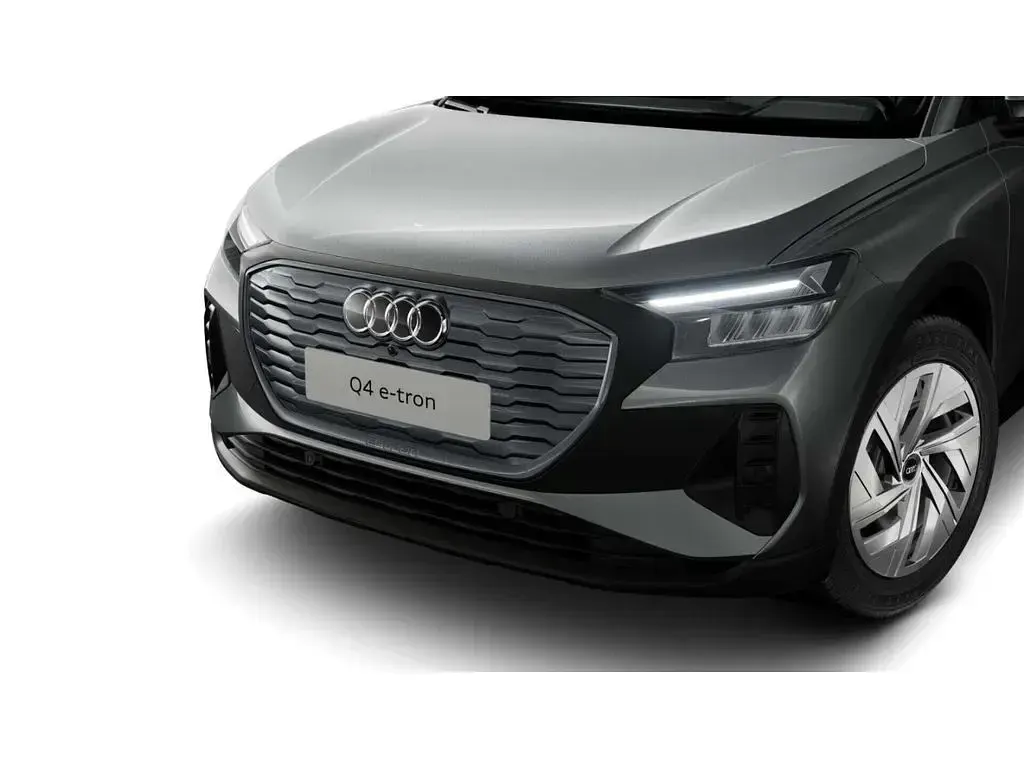 Usata Audi Q4 e-tron Ambiente 210 kW (286 CV) 2025 Grigio SUV