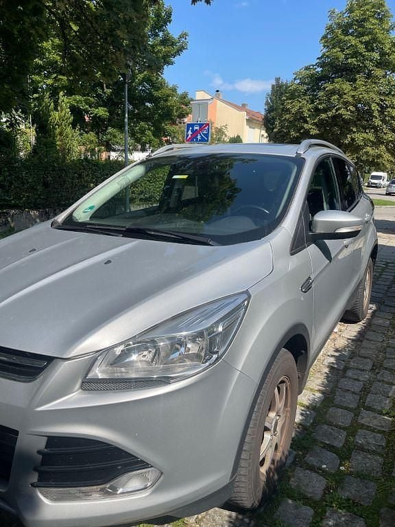 Silber Gebraucht 2014 Ford Kuga SYNC Edition SUV | 11.500 € (Fairer Preis) - Bild 1/4