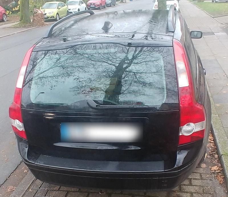 Gebraucht 2005 Volvo V50 Kombi | 700 € (Superpreis) - Bild 1/4