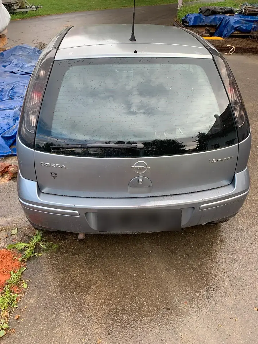 Gebraucht Opel Corsa 80 PS (58 kW) 2006 Silber Kleinwagen