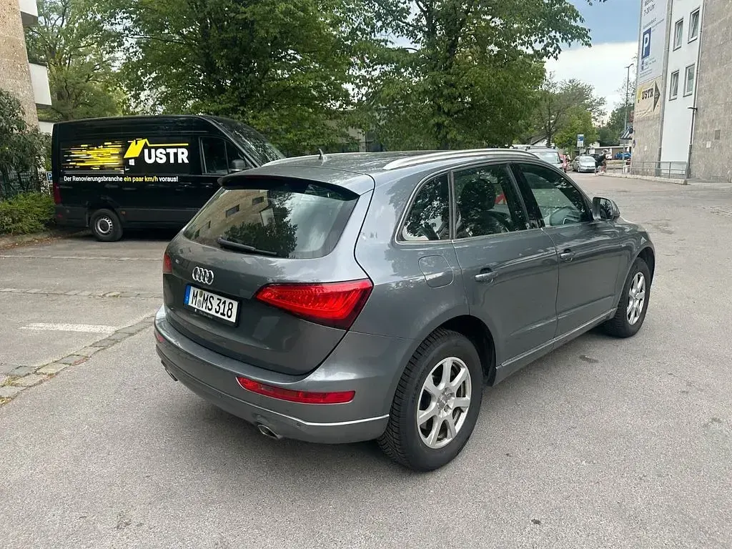 Gebraucht Audi Q5 S-Line 245 PS (180 kW) 2013 Grau SUV