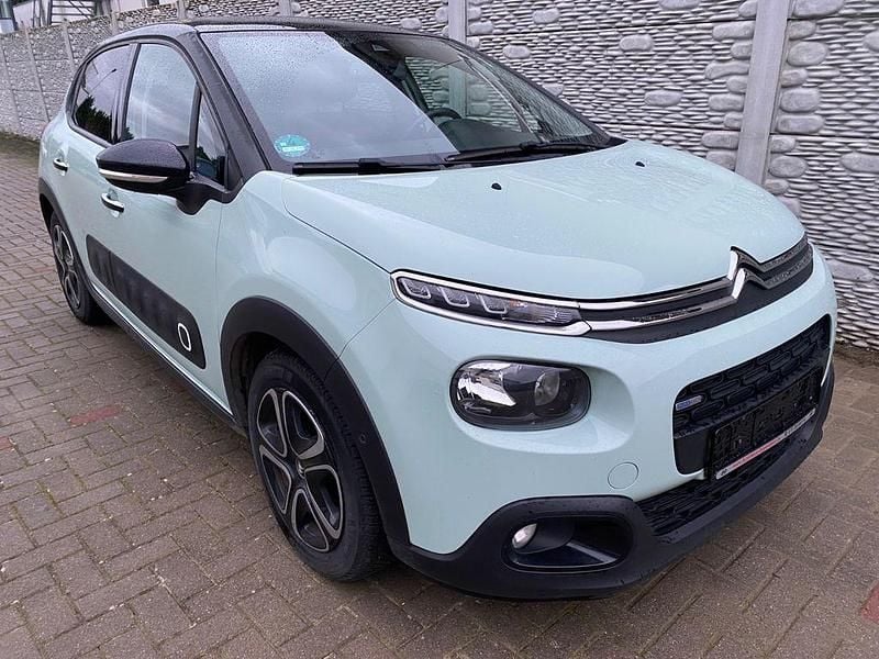 Grün Gebraucht 2017 Citroën C3 Shine Limousine | 7.000 € (Guter Preis) - Bild 1/4