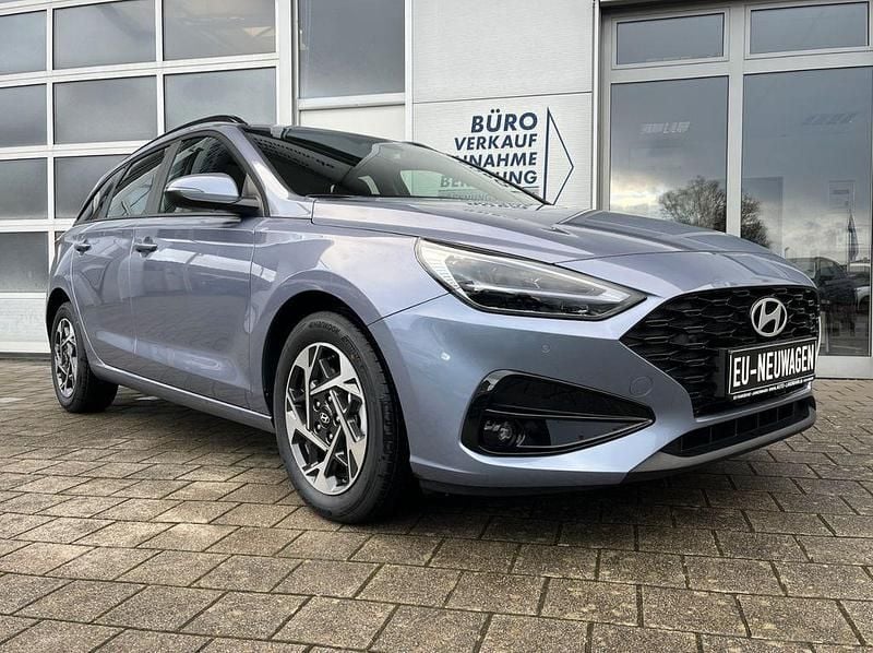 Neu Hyundai i30 Edition 150 PS (110 kW) 2026 Blau Kombi