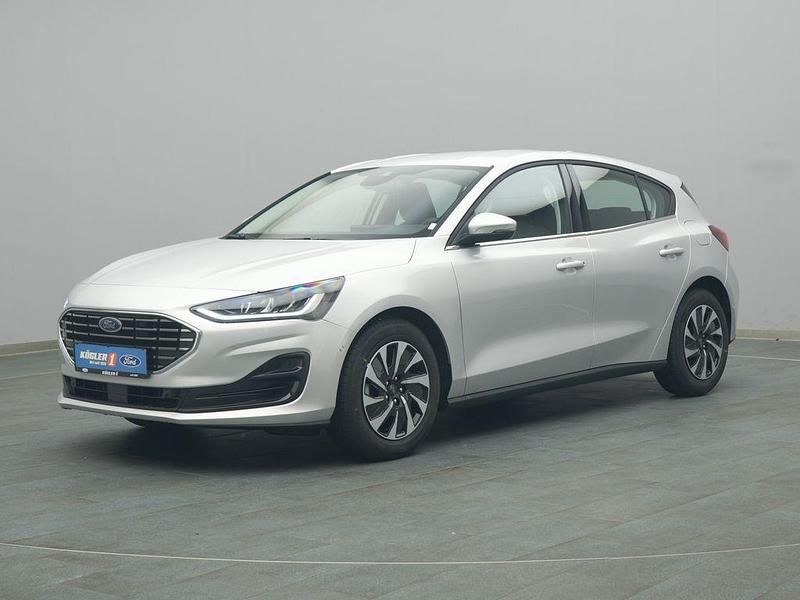 Neu Ford Focus Titanium 125 PS (91 kW) 2025 Silber Limousine