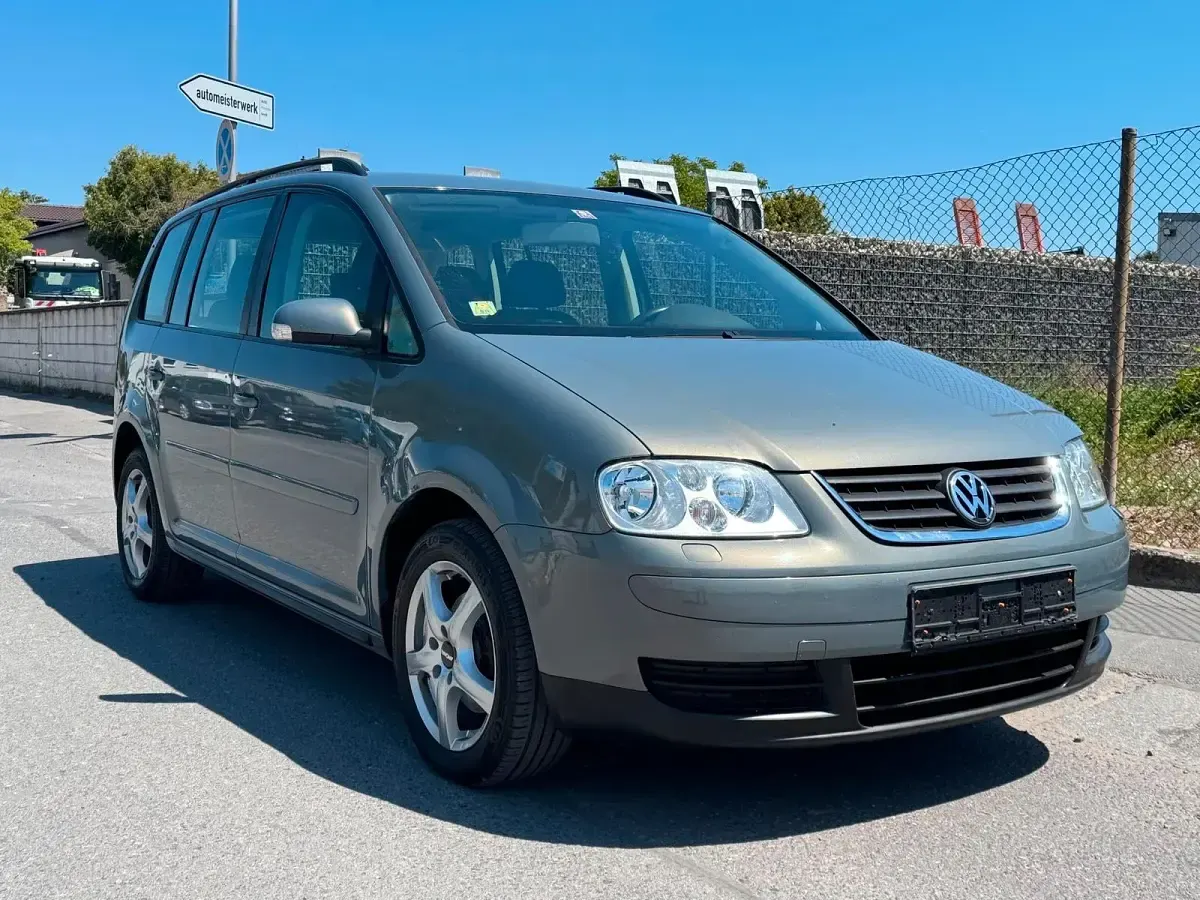 Gebraucht VW Touran 116 PS (85 kW) 2006 Grau Van / Kleinbus