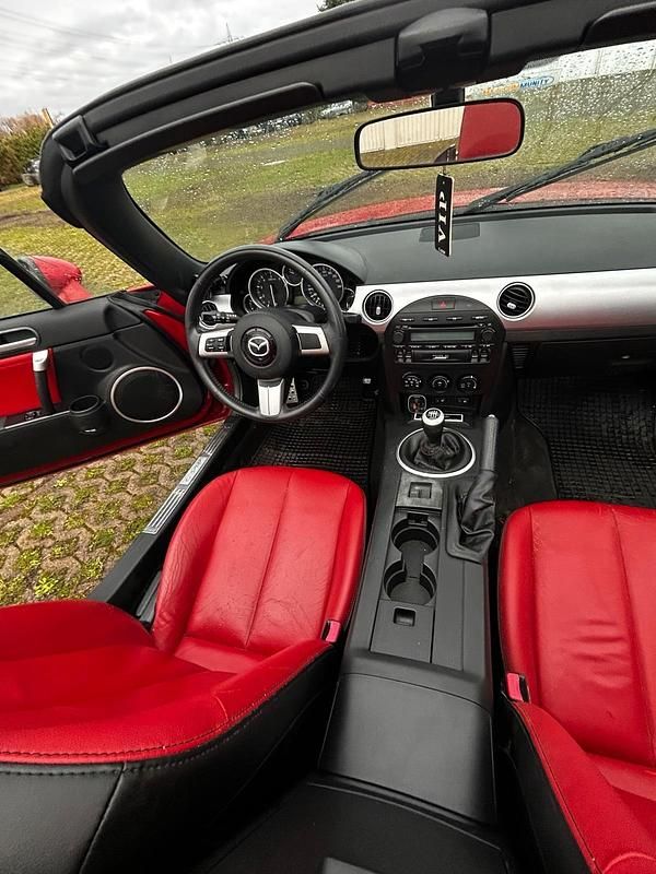 Gebraucht Mazda MX5 Edition 160 PS (117 kW) 2005 Rot Cabrio