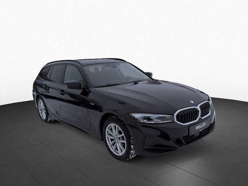 Gebraucht BMW 330e 292 PS (214 kW) 2022 Schwarz Kombi