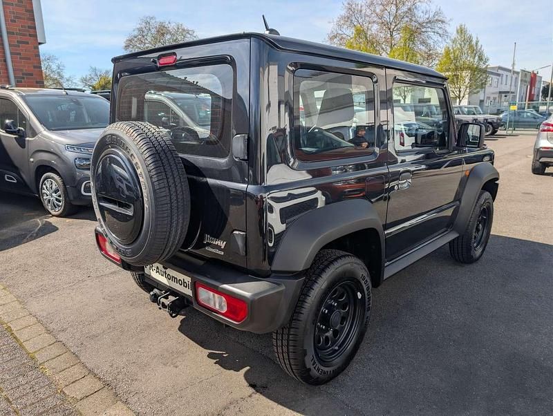 Usado Suzuki Jimny 102 HP (75 kW) 2020 Preto SUV