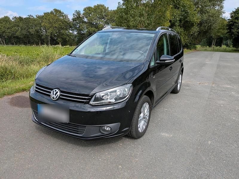 Schwarz Gebraucht 2013 VW Touran Life Van / Kleinbus | 6.500 € (Guter Preis) - Bild 1/4