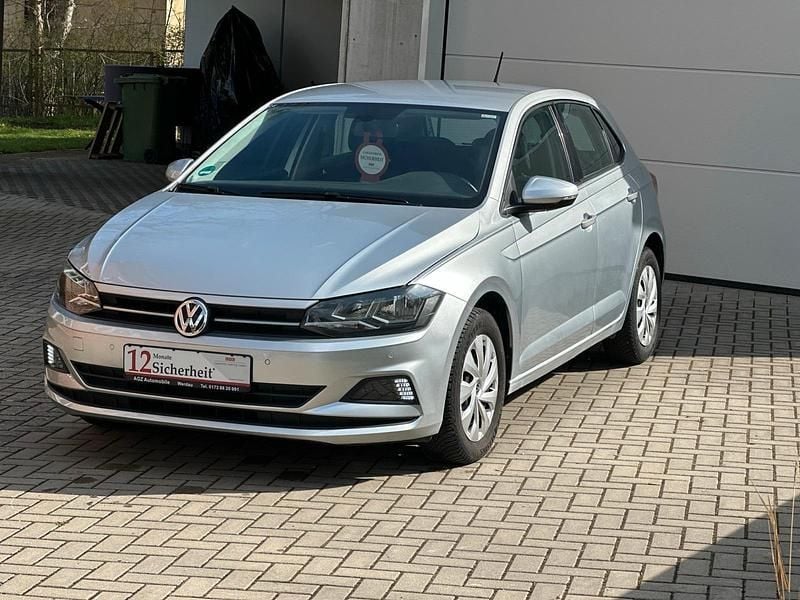 Gebraucht VW Polo Comfortline 75 PS (55 kW) 2018 Silber Kleinwagen