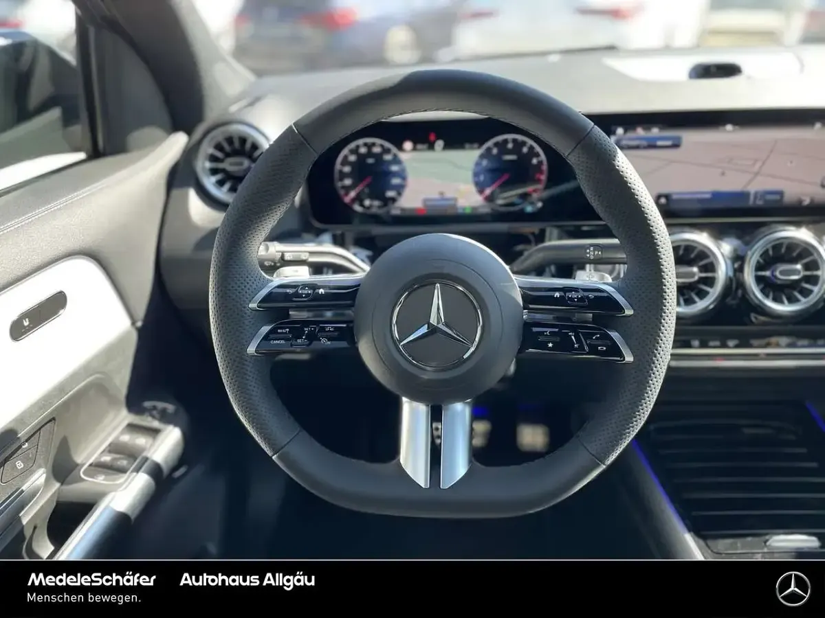 Gebraucht Mercedes GLA220 AMG 190 PS (139 kW) 2026 Grau SUV