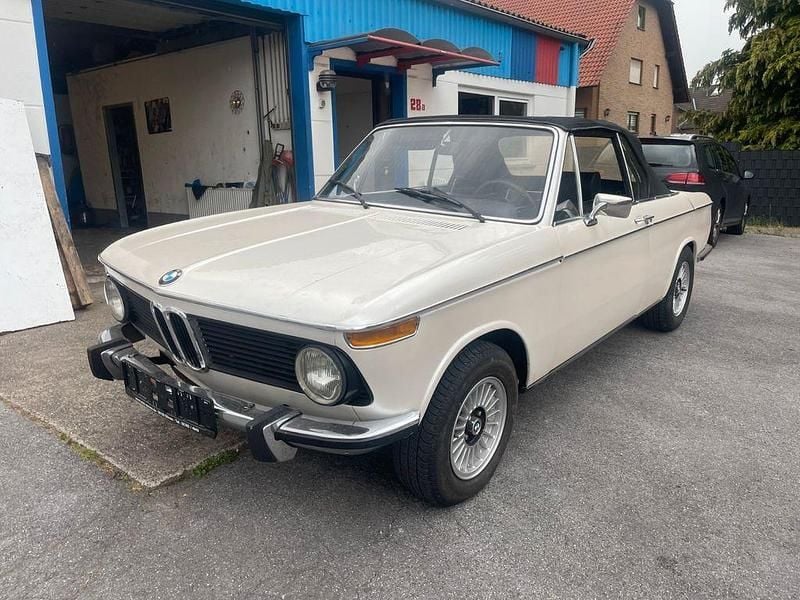 Weiß Gebraucht 1970 BMW 1602 Cabrio | 28.000 € - Bild 1/1