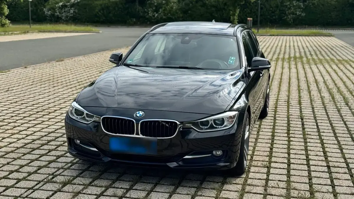 Gebraucht BMW 320 Shadowline 190 PS (139 kW) 2014 Schwarz Kombi
