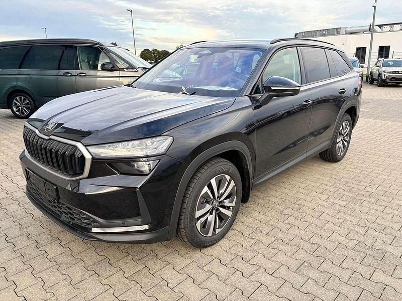 Metalliclackierung magics... Gebraucht 2025 Skoda Kodiaq Selection SUV | 38.995 € (Superpreis) - Bild 1/4