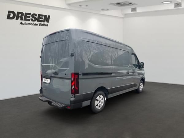 Neu Renault Master 150 PS (110 kW) 2025 Grau Limousine