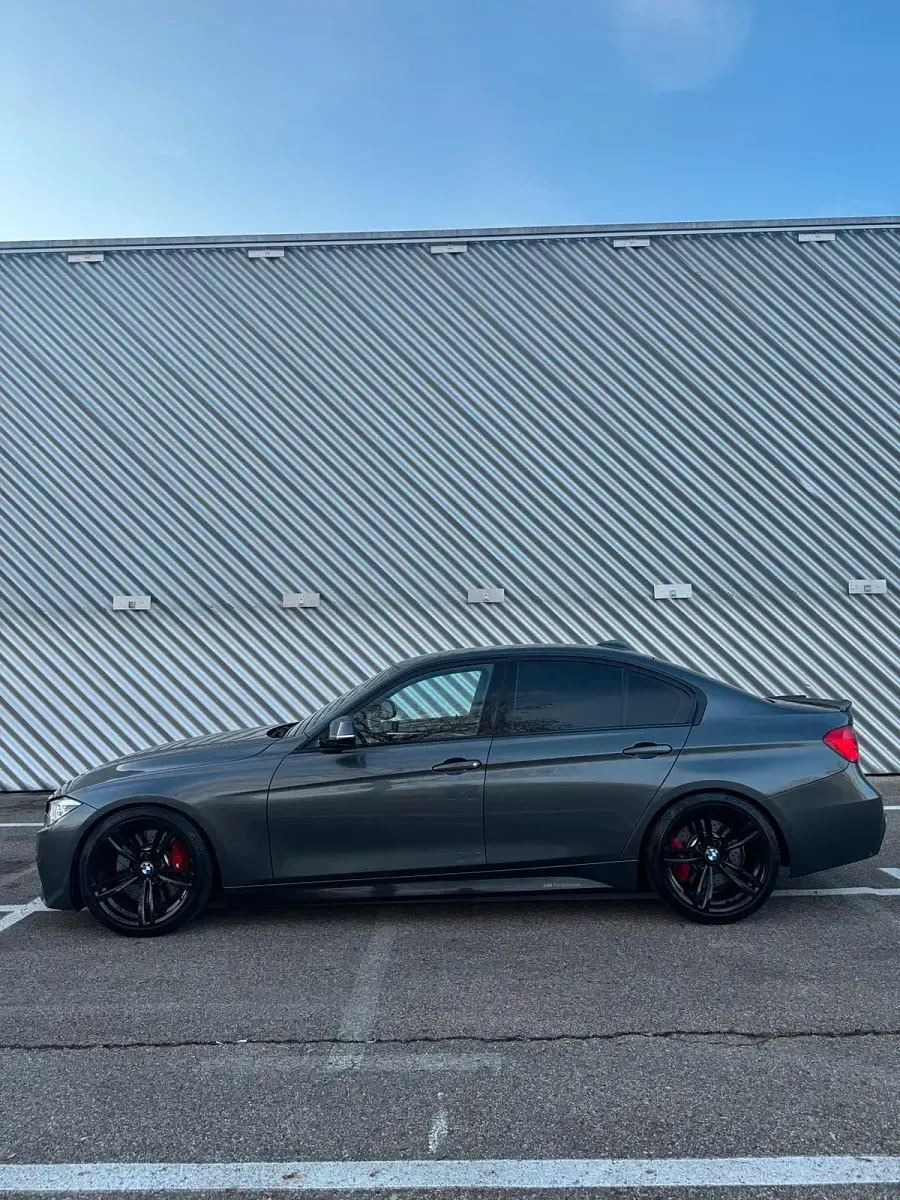 Gebraucht BMW 340 M Performance 360 PS (264 kW) 2016 Grau Limousine