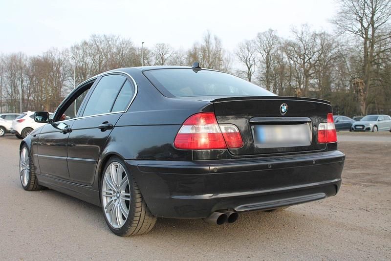 Gebraucht BMW 330 M Sport 231 PS (169 kW) 2002 Schwarz Limousine