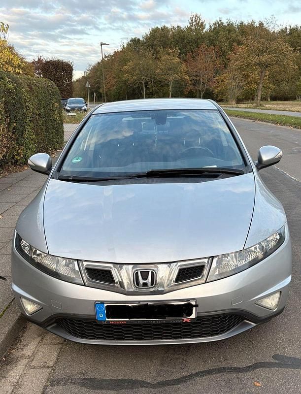 Silber Gebraucht 2009 Honda Civic Sport Limousine | 5.499 € (Fairer Preis) - Bild 1/4
