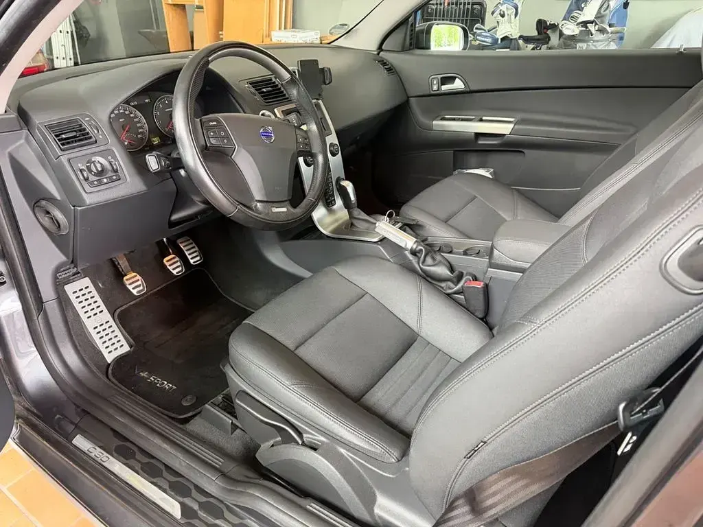 Gebraucht Volvo C30 125 PS (91 kW) 2006 Schwarz Kleinwagen