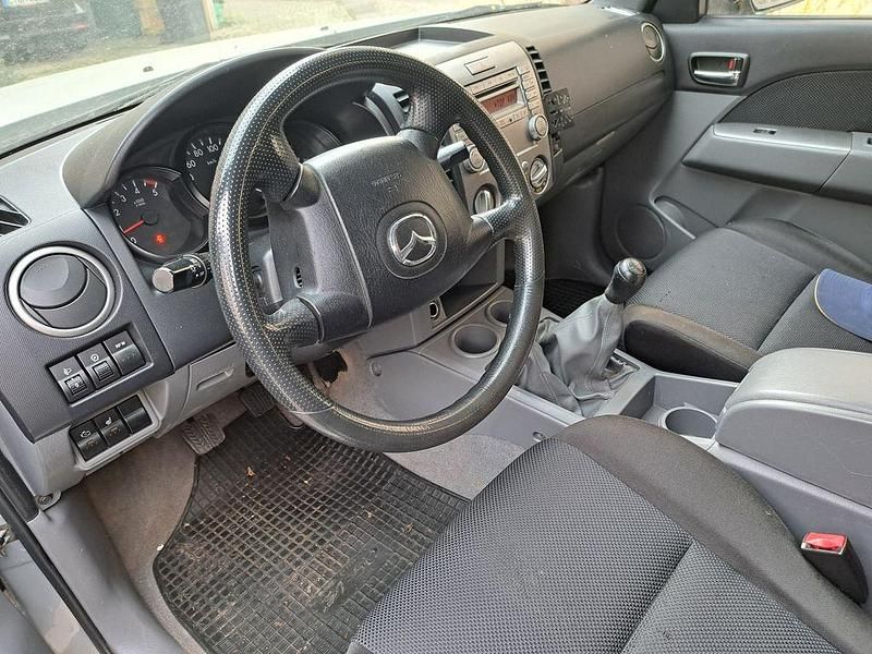 Gebraucht Mazda BT-50 143 PS (105 kW) 2010 Silber Pickup