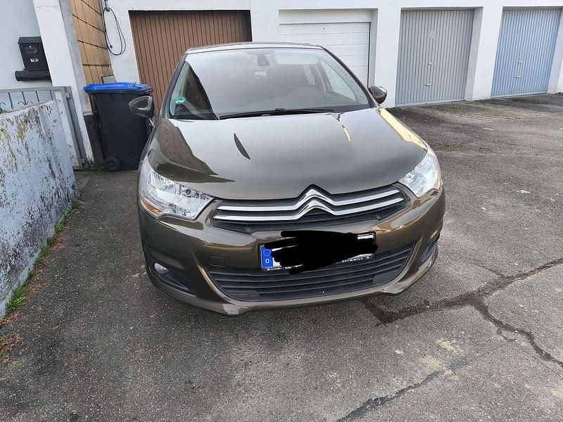 Gebraucht Citroën C4 120 PS (88 kW) 2012 Braun Limousine