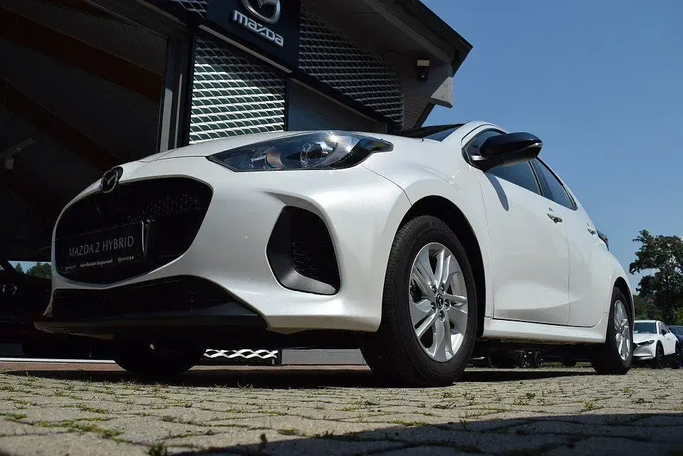 Gebraucht Mazda 2 Center-Line 116 PS (85 kW) 2025 Weiß Limousine